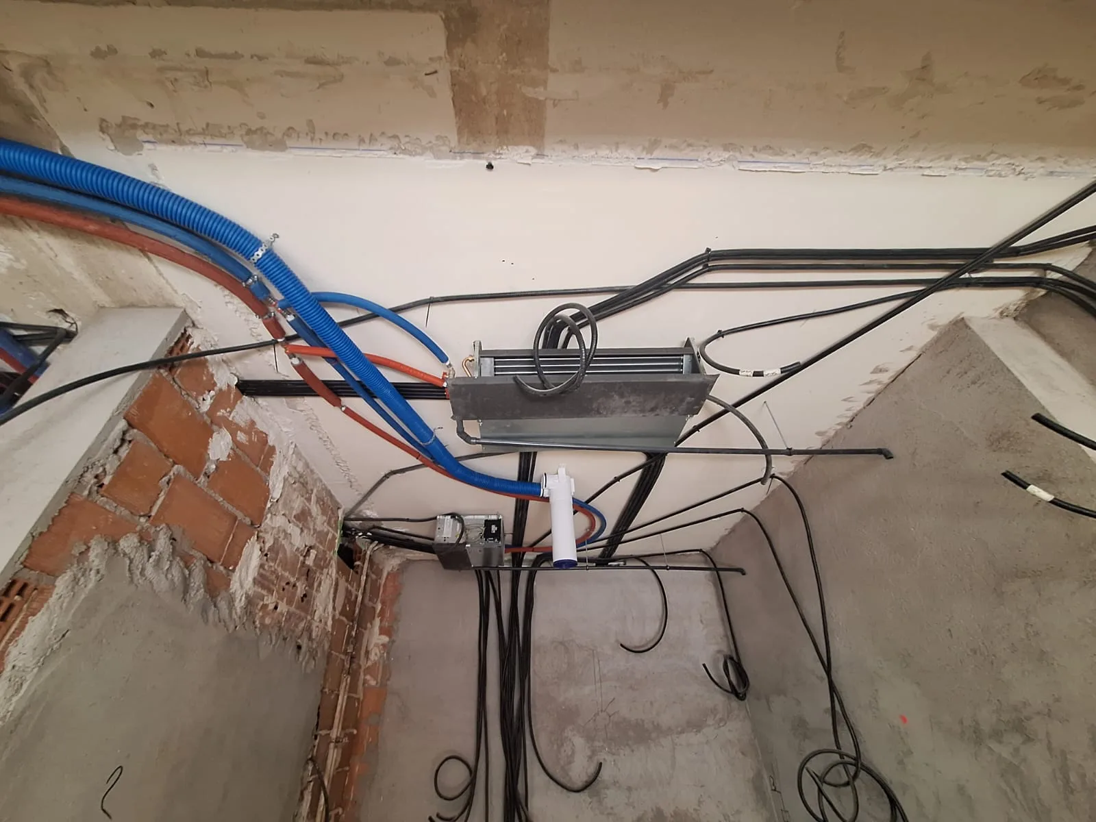 Instalación fancoil y recuperador